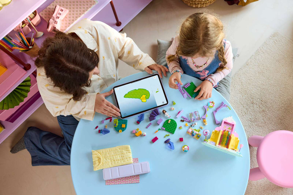 LEGO Gabby Dollhouse Sweet Treat Mountain & Kitty Garden Pretend Play 11205