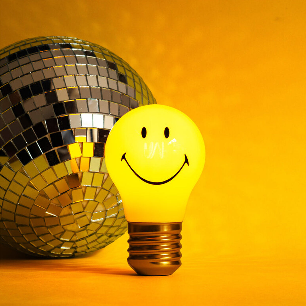 Cordless SMILEY® Lightbulb