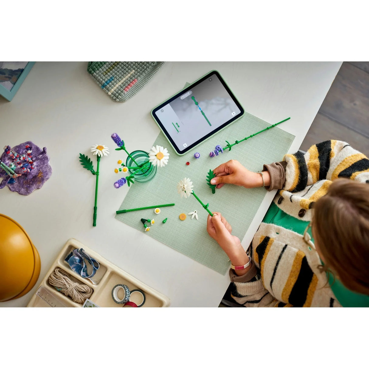 LEGO Botanicals Daisies Artificial Flower Bouquet 11508