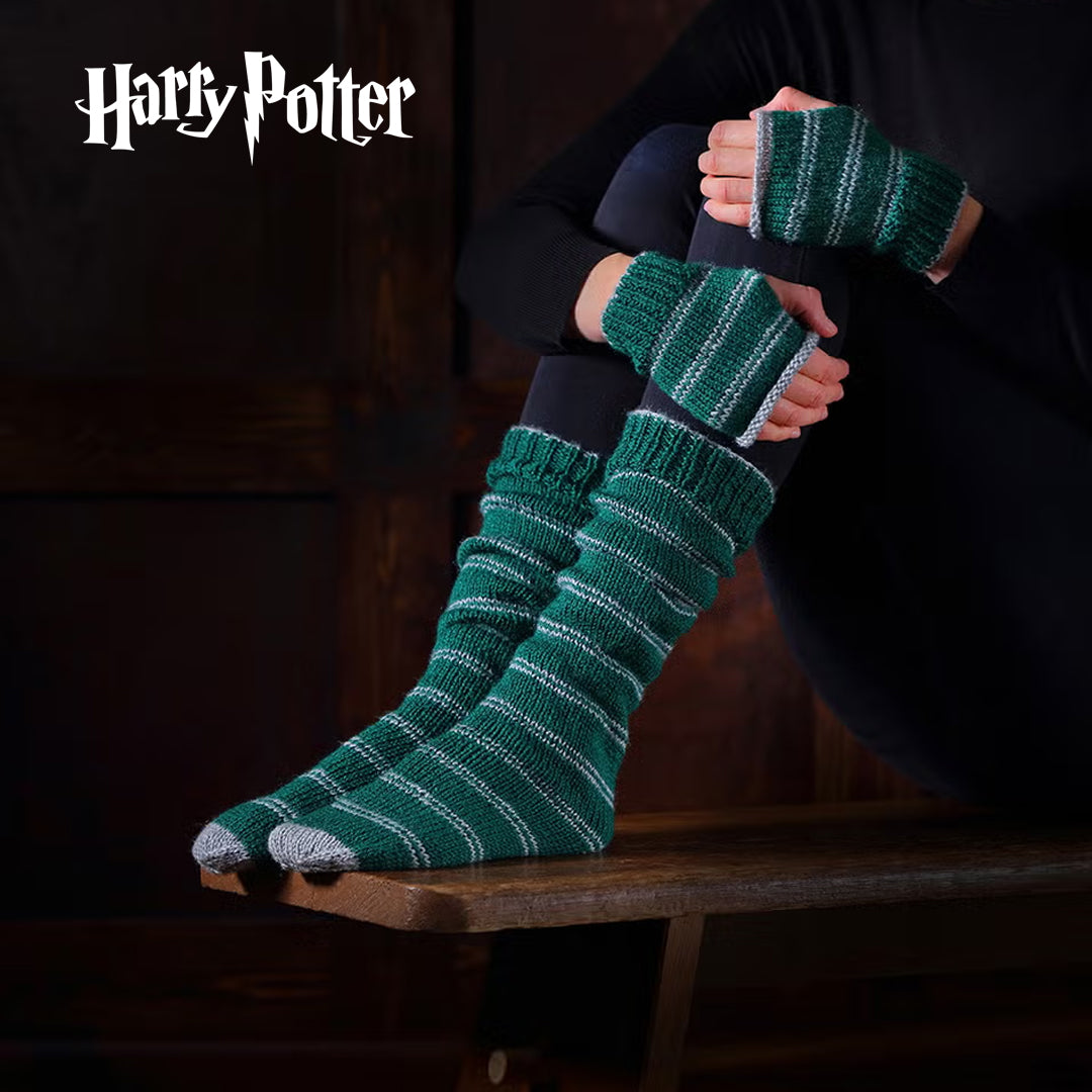 Eaglemoss Harry Potter Slytherin Mittens & Slouch Socks Knit Kit
