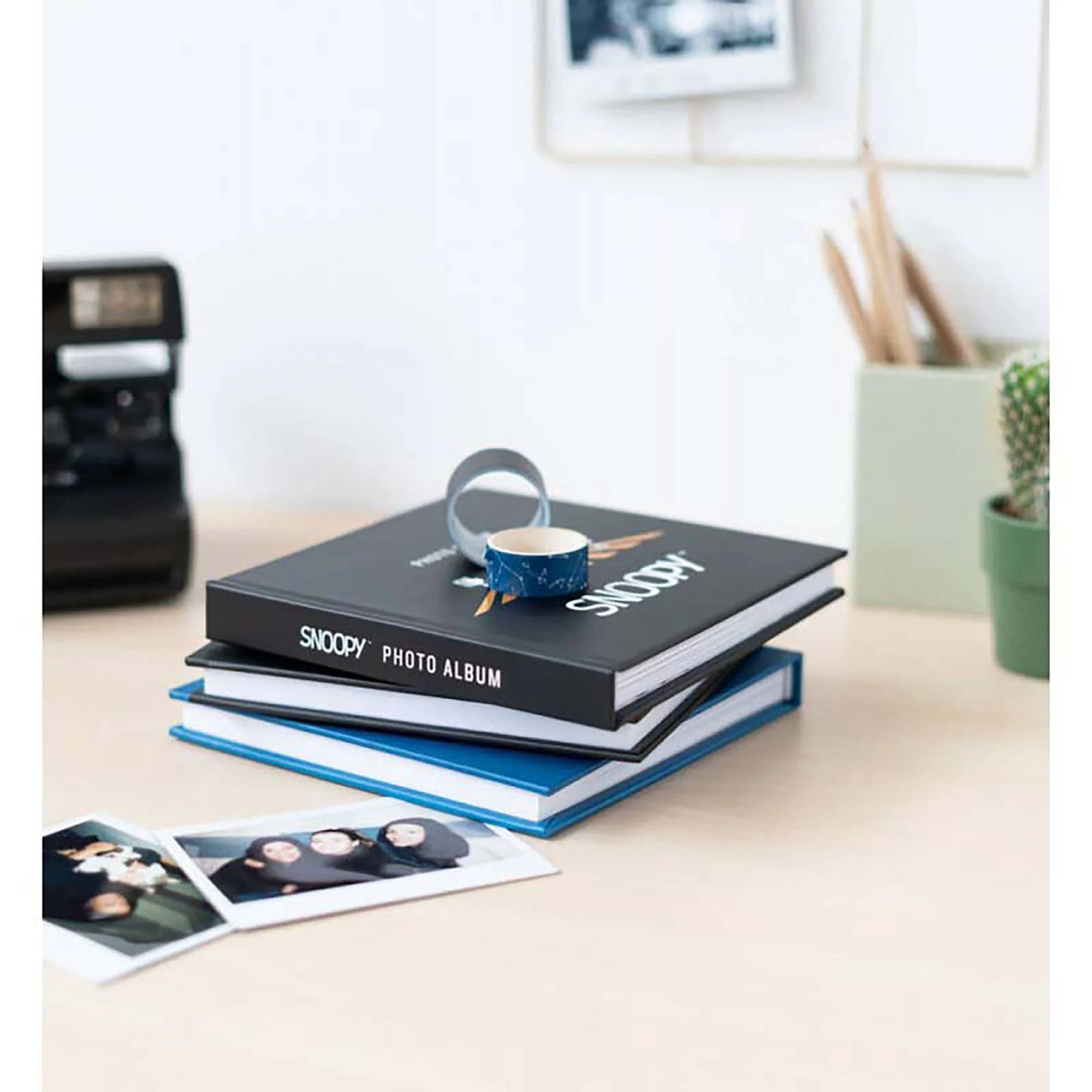 Snoopy Photo Album 24 Self-Adhesive Pages 16X16Cm