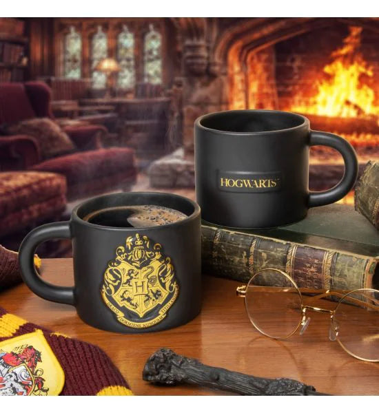Harry Potter Hogwarts Crest Embossed Mug