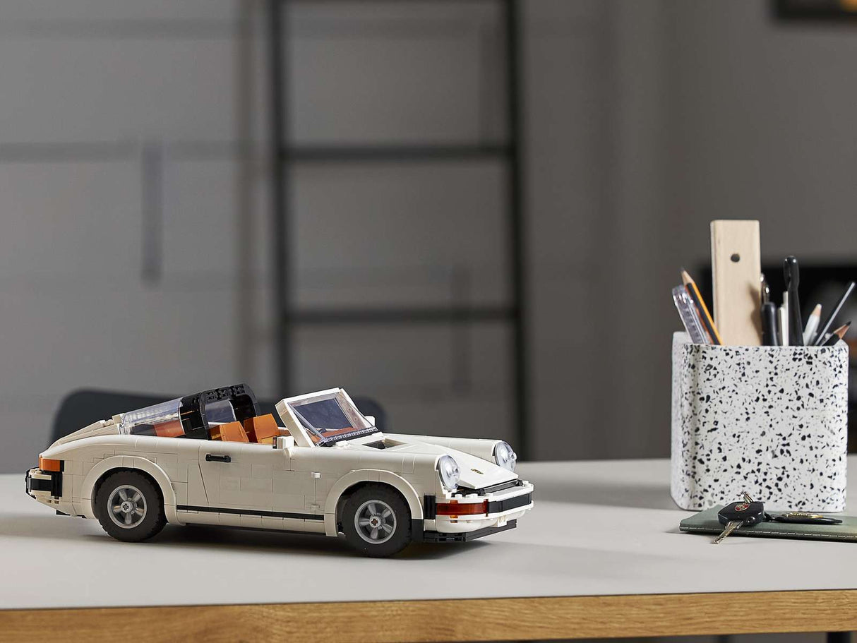 LEGO Creator Expert: Porsche 911 Collectable Model (10295)