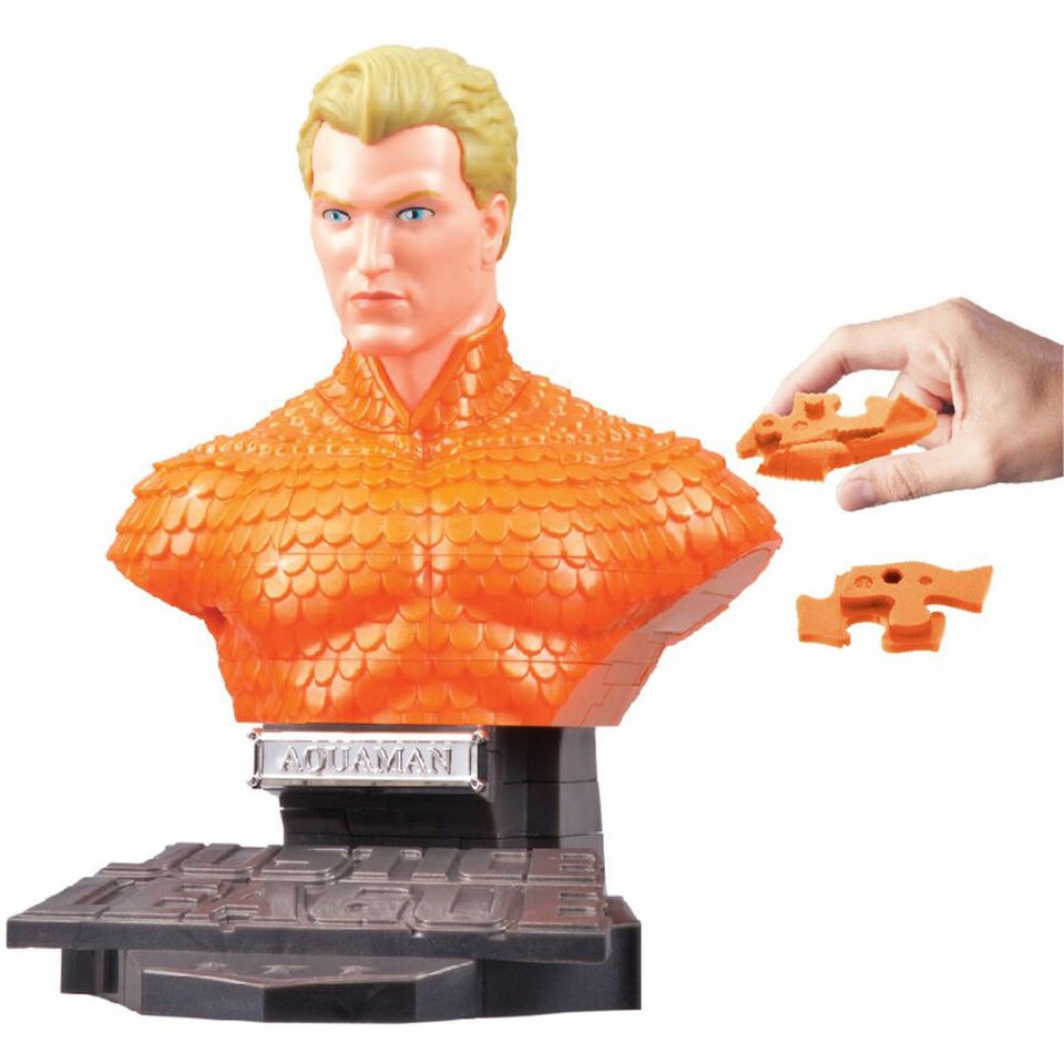 Comics Aquaman Solid 72 Piece 3D Jigsaw Puzzle