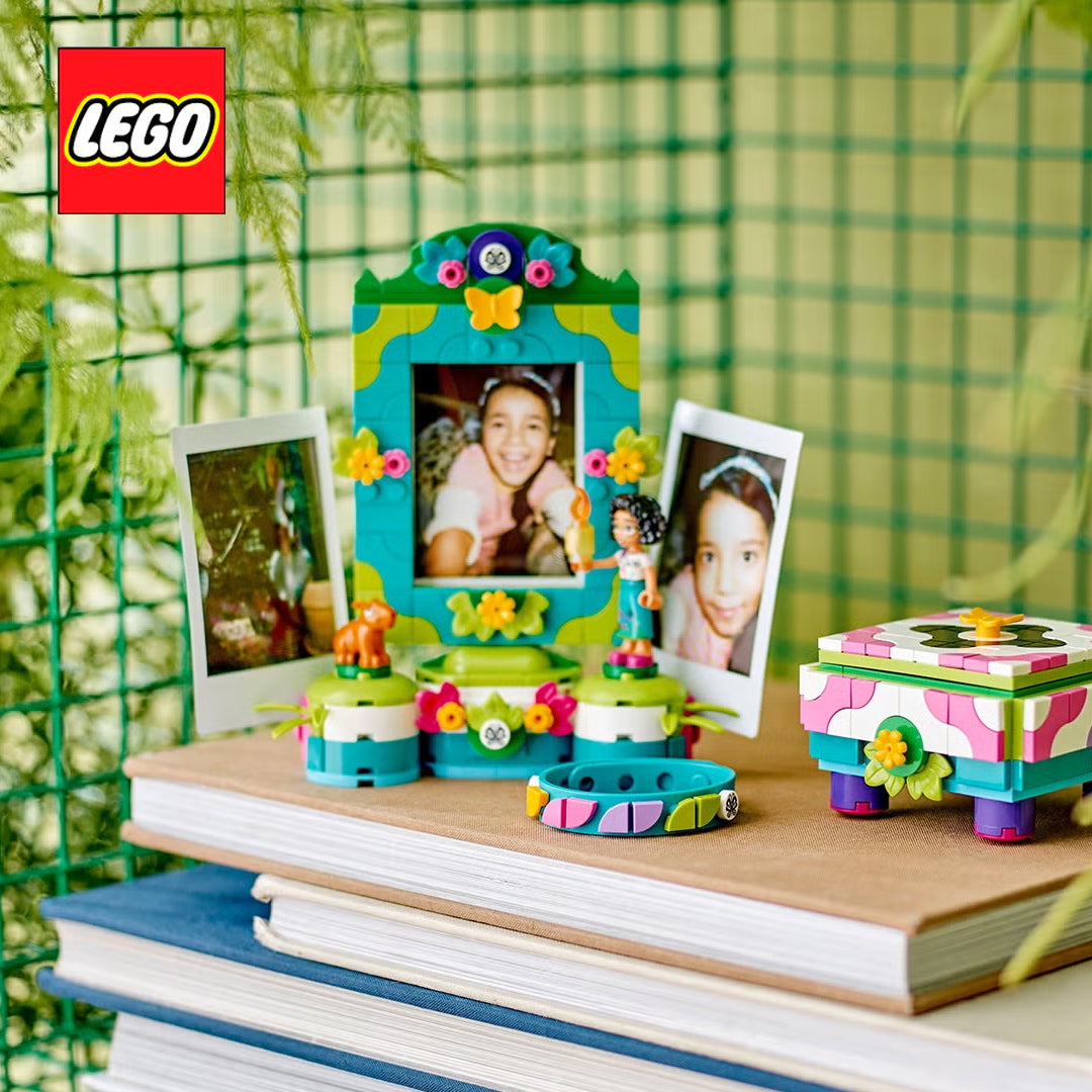 Disney: Encanto – Candle with Butterfly Light with Remote