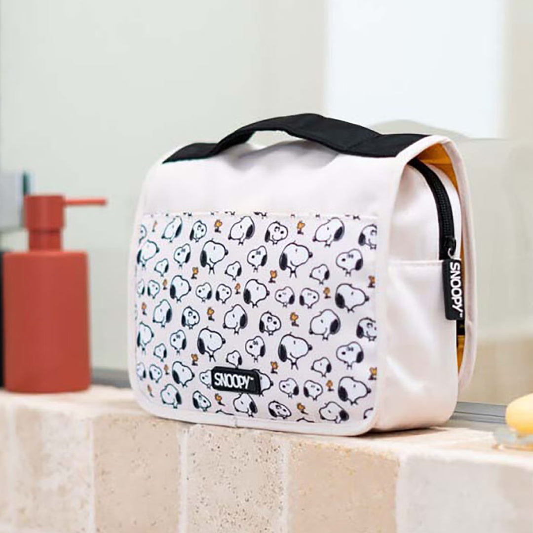 Snoopy Hanging Toiletry Bag